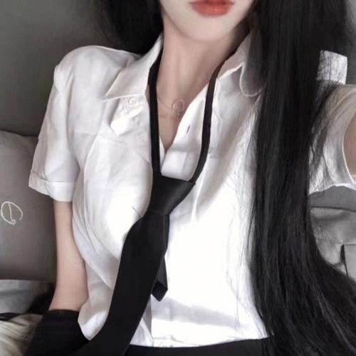 绝战狼女